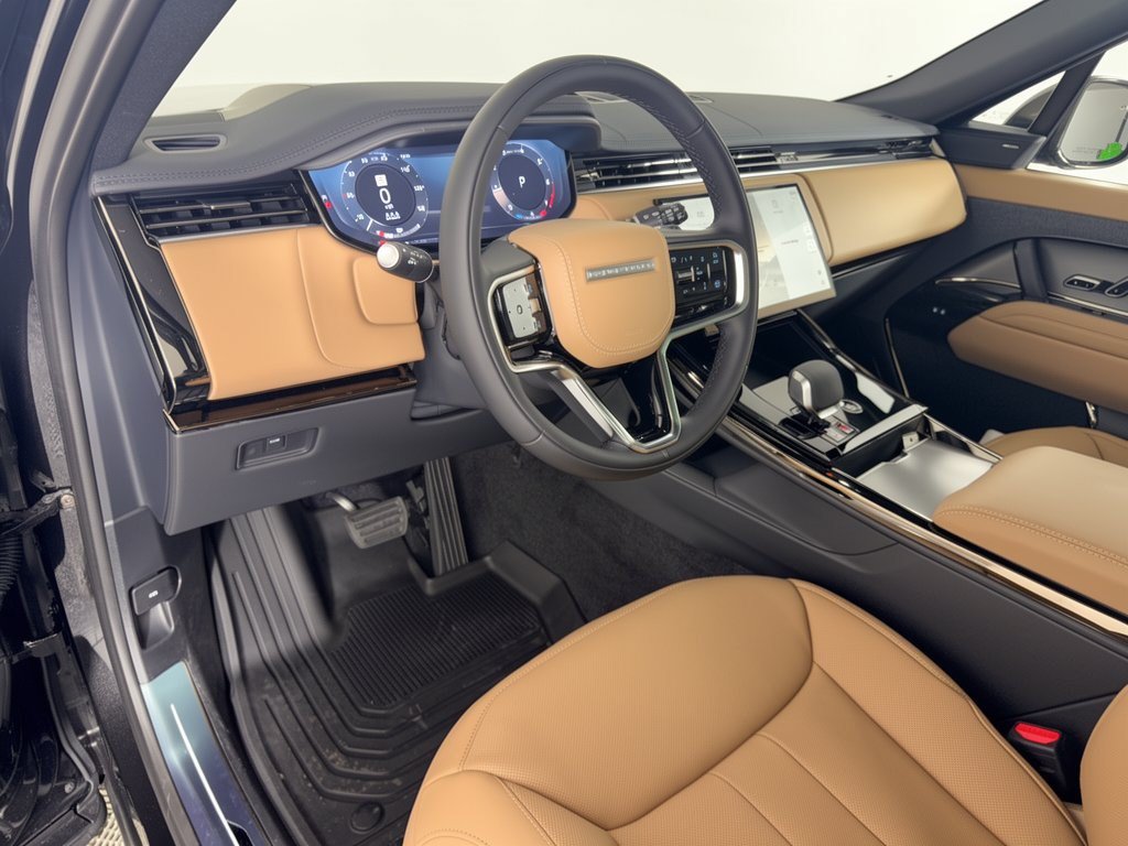 New 2027 Land Rover Range Rover Sport SE AWD/4WD image 4