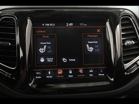 Used 2019 Jeep Compass Limited AWD/4WD image 11