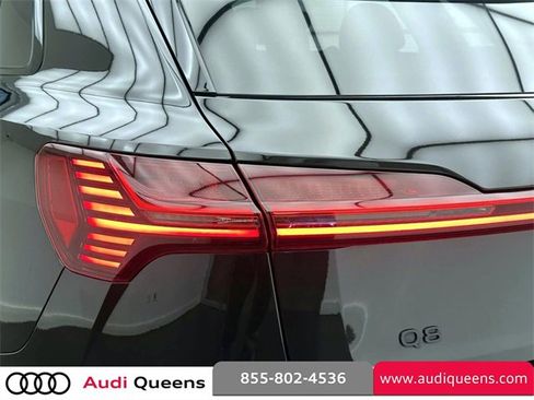 Certified 2024 Audi Q8 e-tron Premium Plus w/ Premium Plus Package image 9