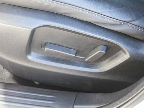 Used 2020 MAZDA CX-5 Touring image 27