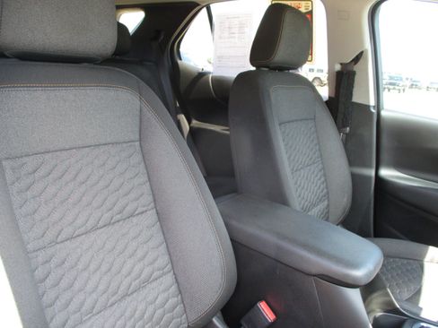 Used 2019 Chevrolet Equinox LT AWD/4WD image 40