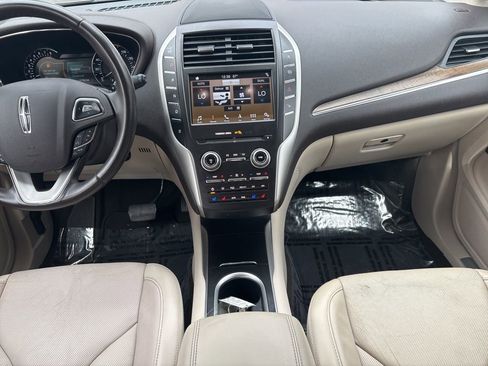 Used 2019 Lincoln MKC Reserve w/ MKC Technology Package FWD image 21