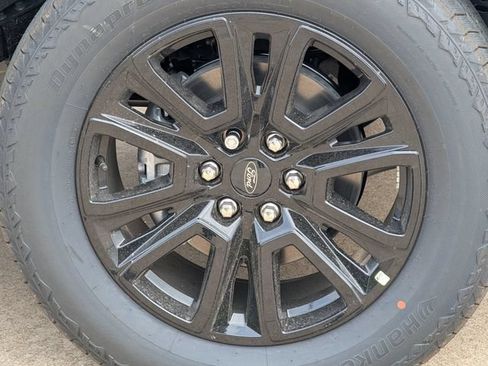 New 2026 Ford F150 Platinum AWD/4WD image 8