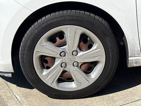 Used 2022 Chevrolet Spark LS image 10