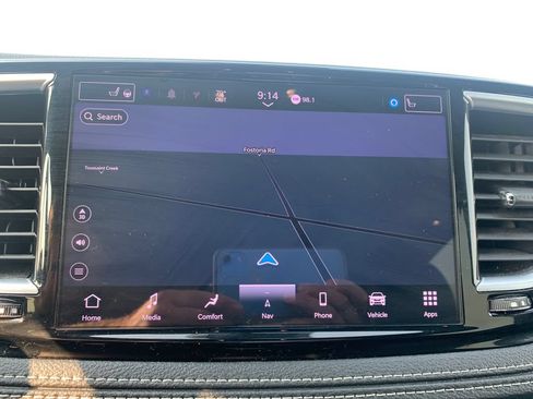 Used 2025 Chrysler Pacifica Limited FWD image 29