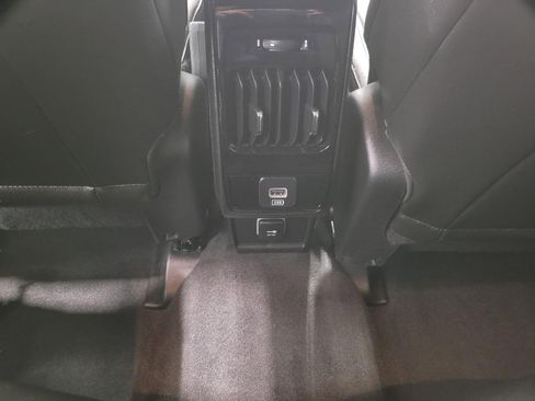 Used 2025 Jeep Compass Limited AWD/4WD image 22
