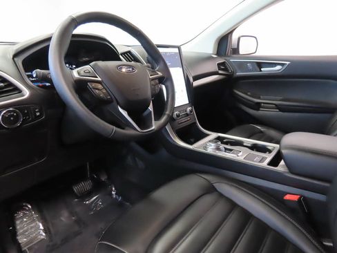 Used 2023 Ford Edge SEL w/ Convenience Package AWD/4WD image 9