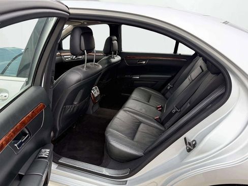 Used 2008 Mercedes-Benz S 550 image 12