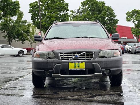 Used 2004 Volvo V70 AWD/4WD image 8