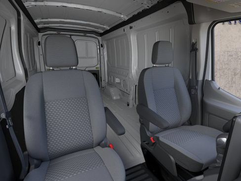 New 2026 Ford Transit 250 148 Medium Roof RWD image 10