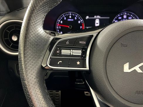 Used 2024 Kia Forte GT-Line w/ GT-Line Premium Package FWD image 11