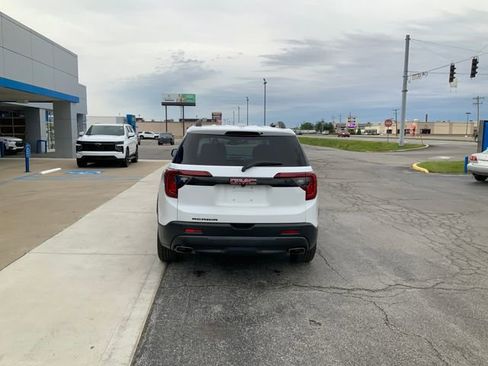 Used 2021 GMC Acadia SLE w/ Driver Convenience Package FWD image 8