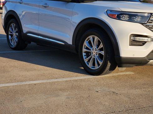 Used 2021 Ford Explorer Limited w/ Equipment Group 301A image 11