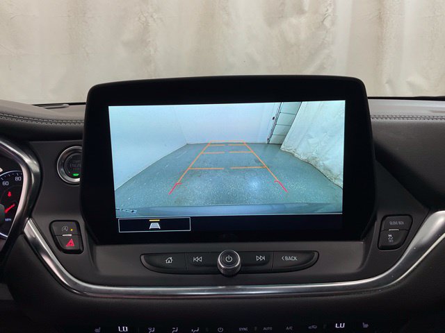 Used 2025 Chevrolet Blazer LT FWD image 19