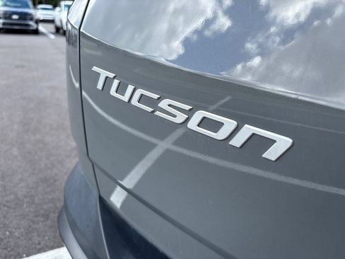 Certified 2025 Hyundai Tucson SE FWD image 27