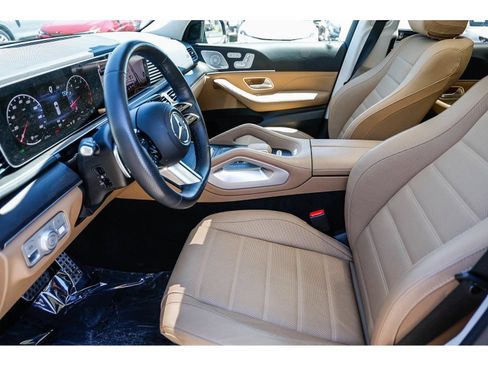 Certified 2024 Mercedes-Benz GLS 450 4MATIC image 20
