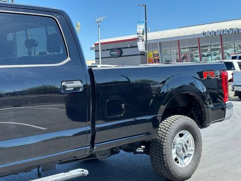 Used 2017 Ford F250 XLT w/ XLT Value Package AWD/4WD image 7