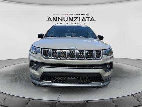 Used 2023 Jeep Compass Latitude w/ Sun and Sound Group AWD/4WD image 8