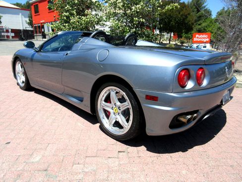 Used 2004 Ferrari 360 Spider image 13