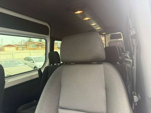 Used 2025 Mercedes-Benz Sprinter 2500 image 27