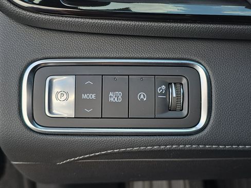 Used 2026 Buick Enclave Avenir w/ Super Cruise Package FWD image 30