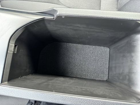 Certified 2018 Toyota Camry LE image 20