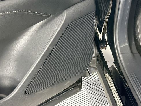 New 2026 Nissan Murano SV image 24