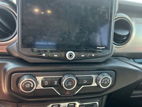 Used 2020 Jeep Wrangler Unlimited Sport S AWD/4WD image 15