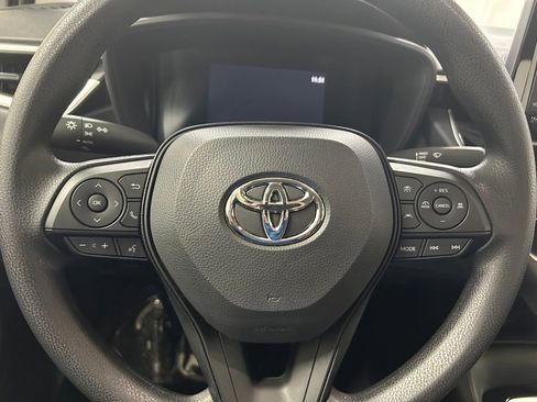 Used 2026 Toyota Corolla LE w/ LE Premium Package FWD image 18