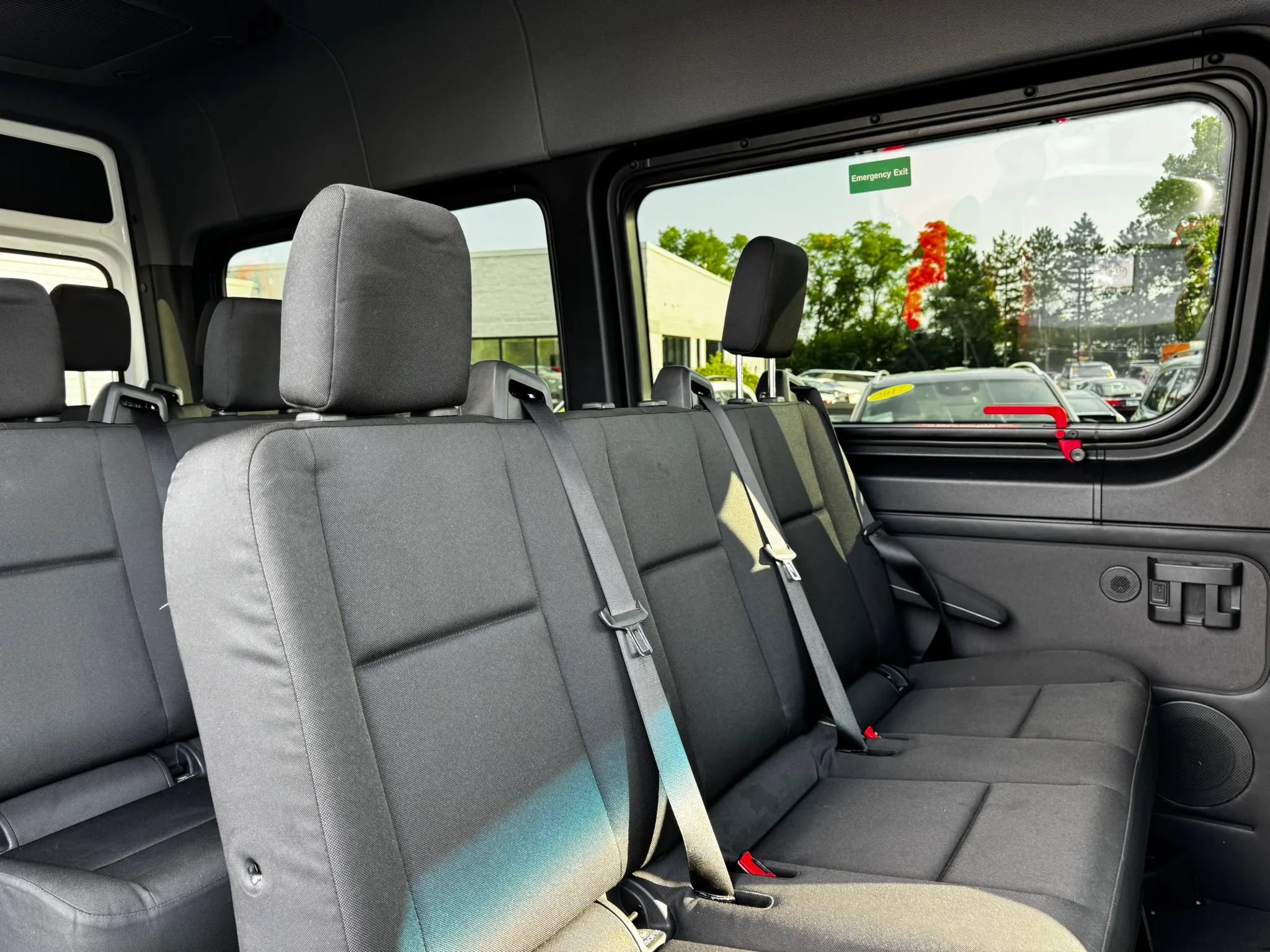 Used 2024 Mercedes-Benz Sprinter 2500 image 15
