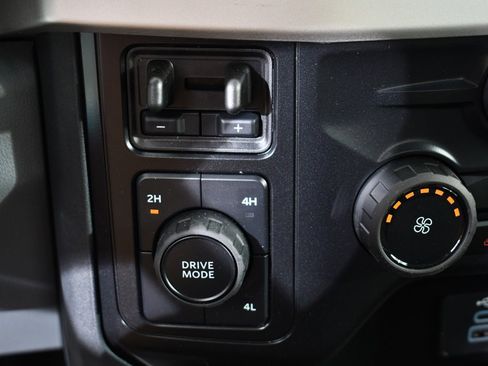 New 2026 Ford F550 4x4 Crew Cab w/ XLT Value Package image 29