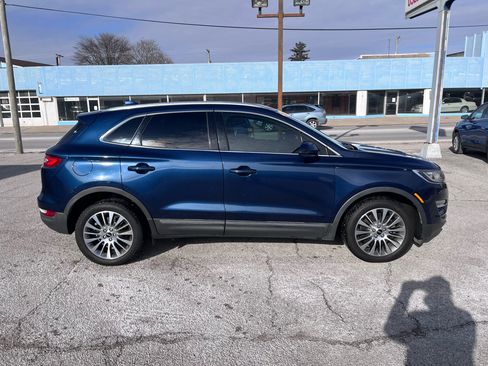 Used 2017 Lincoln MKC Reserve image 2