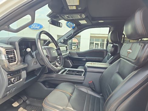 Used 2024 Ford F450 Platinum AWD/4WD image 19