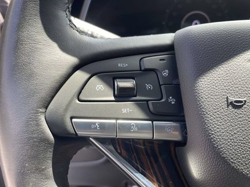 Used 2023 Cadillac Escalade Premium Luxury w/ LPO, Radiant Package AWD/4WD image 21