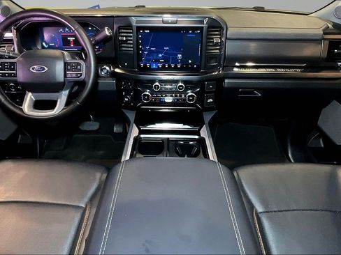Used 2025 Ford F250 Lariat AWD/4WD image 9