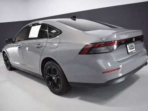 Used 2025 Honda Accord SE image 3