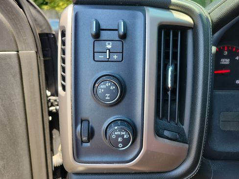 Used 2015 GMC Sierra 1500 Denali AWD/4WD image 16