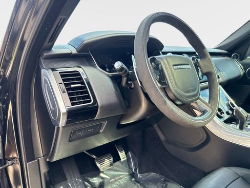 Used 2020 Land Rover Range Rover Sport HST image 21