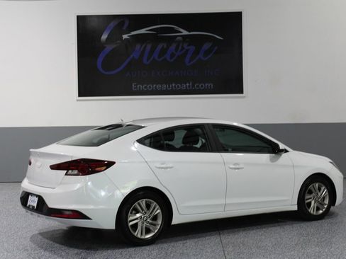 Used 2019 Hyundai Elantra SEL w/ Cargo Package FWD image 3
