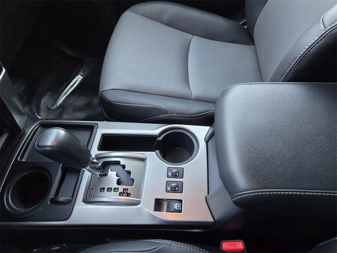 Used 2024 Toyota 4Runner SR5 Premium image 23