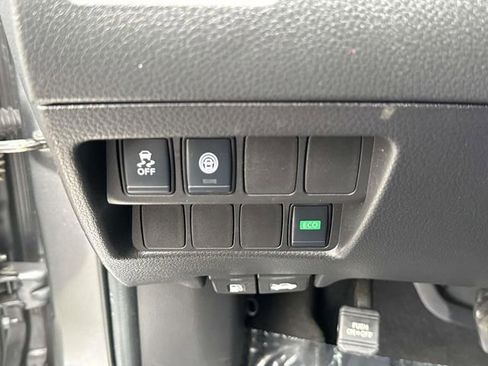 Used 2019 Nissan Rogue Sport SV image 20