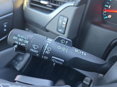 Used 2017 Chevrolet Suburban LT w/ Texas Edition Package image 26