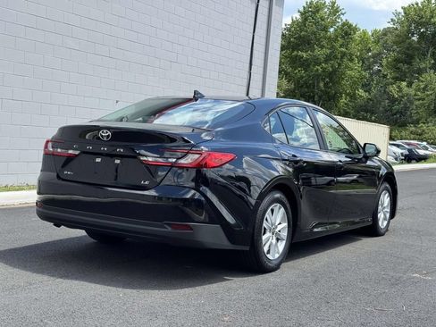 Used 2026 Toyota Camry LE FWD image 22