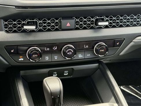 Certified 2025 Honda Accord SE image 14
