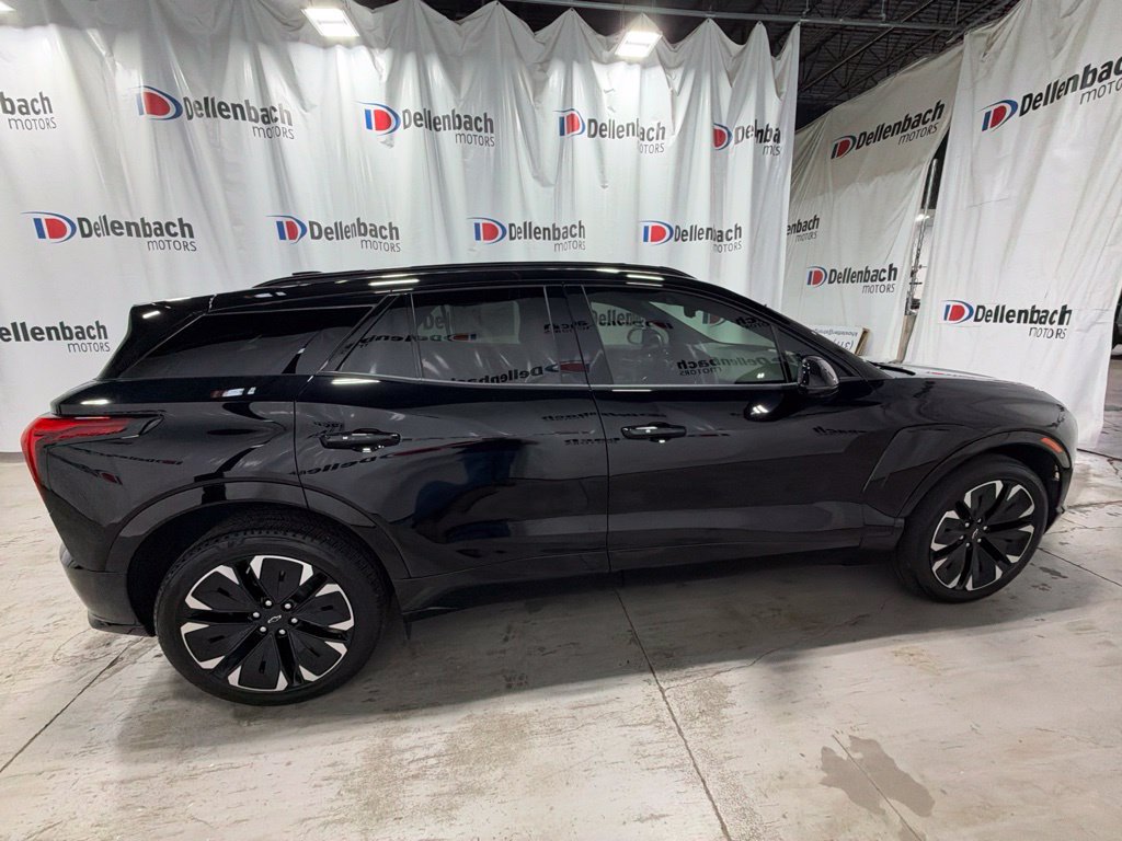 Used 2024 Chevrolet Equinox EV RS AWD/4WD image 7