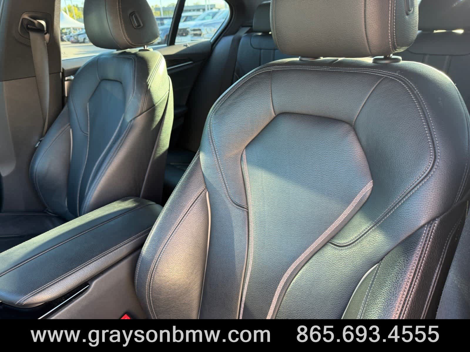 Used 2019 BMW 530i w/ Premium Package RWD image 14