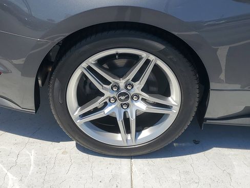 Used 2021 Ford Mustang GT Premium w/ GT Performance Package RWD image 8