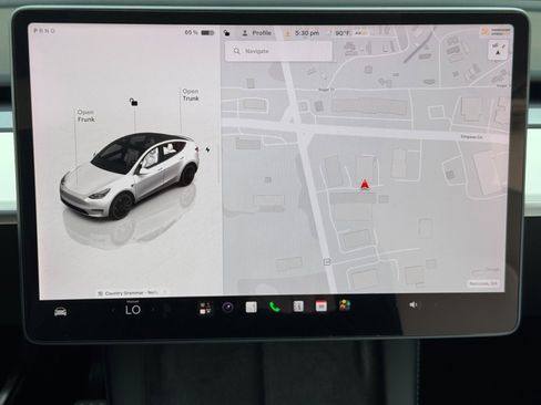 Used 2022 Tesla Model Y Performance AWD/4WD image 22