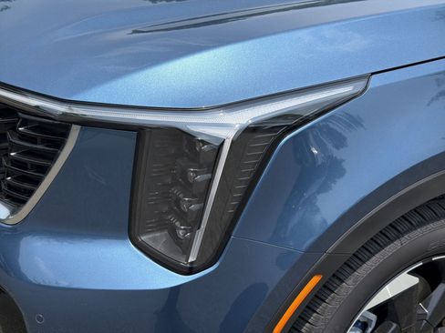 New 2026 Kia Sorento EX AWD/4WD image 13