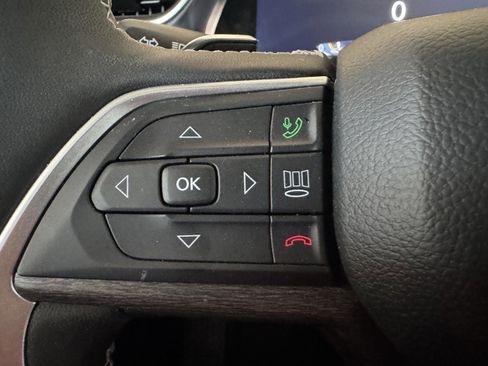 Used 2025 Jeep Grand Cherokee Limited w/ Trailer Tow Package AWD/4WD image 19